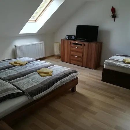 Pod Stribrnkou Apartment Sluknov