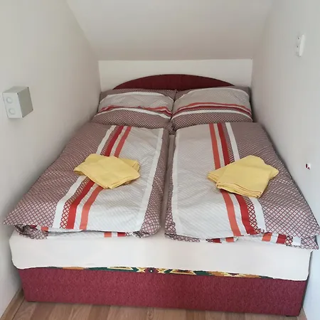 Pod Stribrnkou Apartment Sluknov